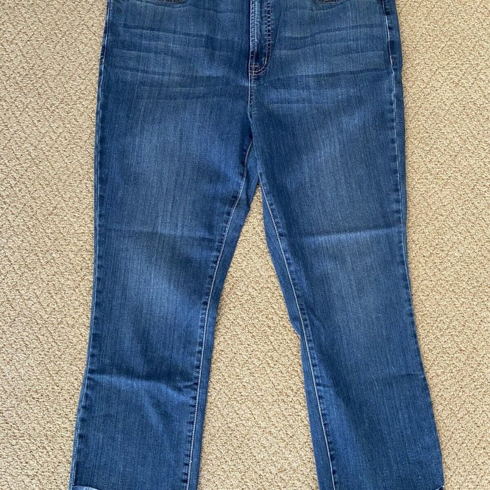 NEW Seven 7 Size 14 Step Hem Fashion Jean Slim Thru Hip & Thigh Stretch